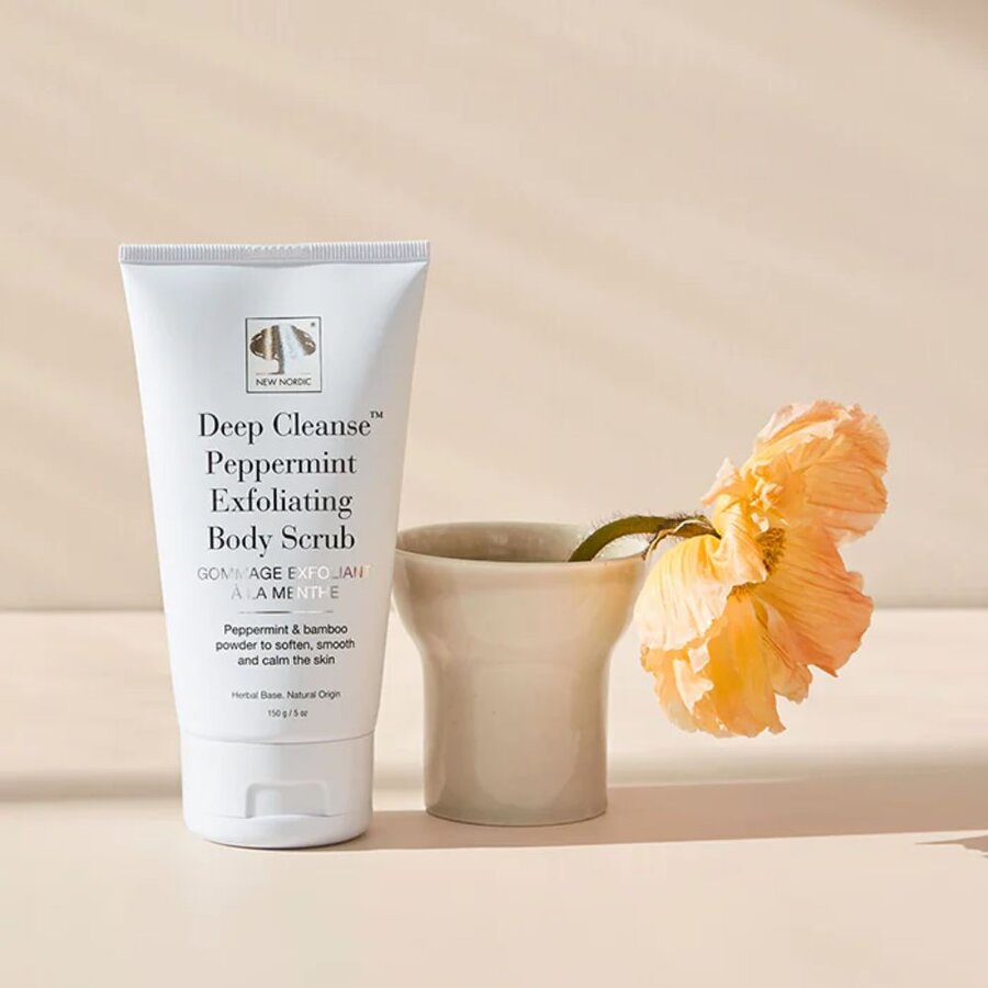 New Nordic deep cleanse exfoliating body scrub peppermint 150 g